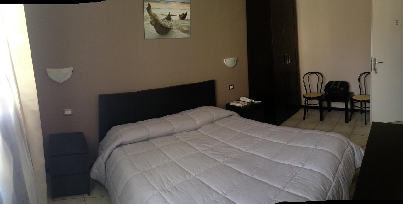 Albergo Aurora Grignasco Ruang foto